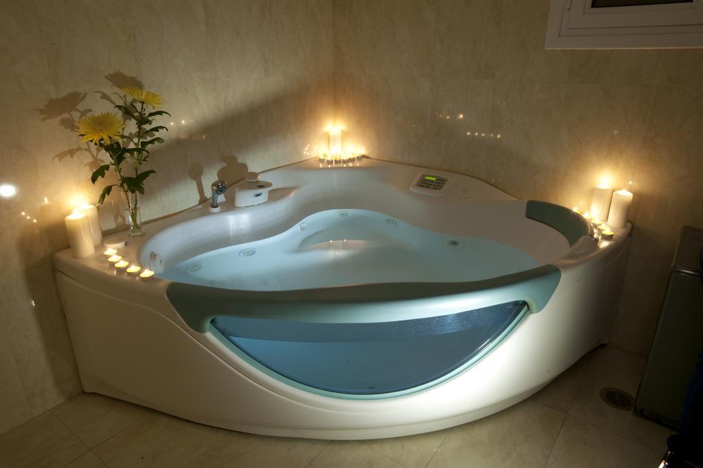 The Crystal Blue Hotel أثينا المظهر الخارجي الصورة