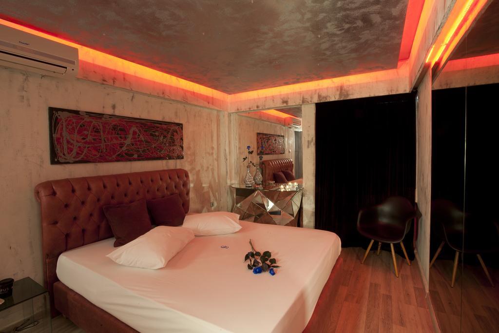 The Crystal Blue Hotel أثينا المظهر الخارجي الصورة