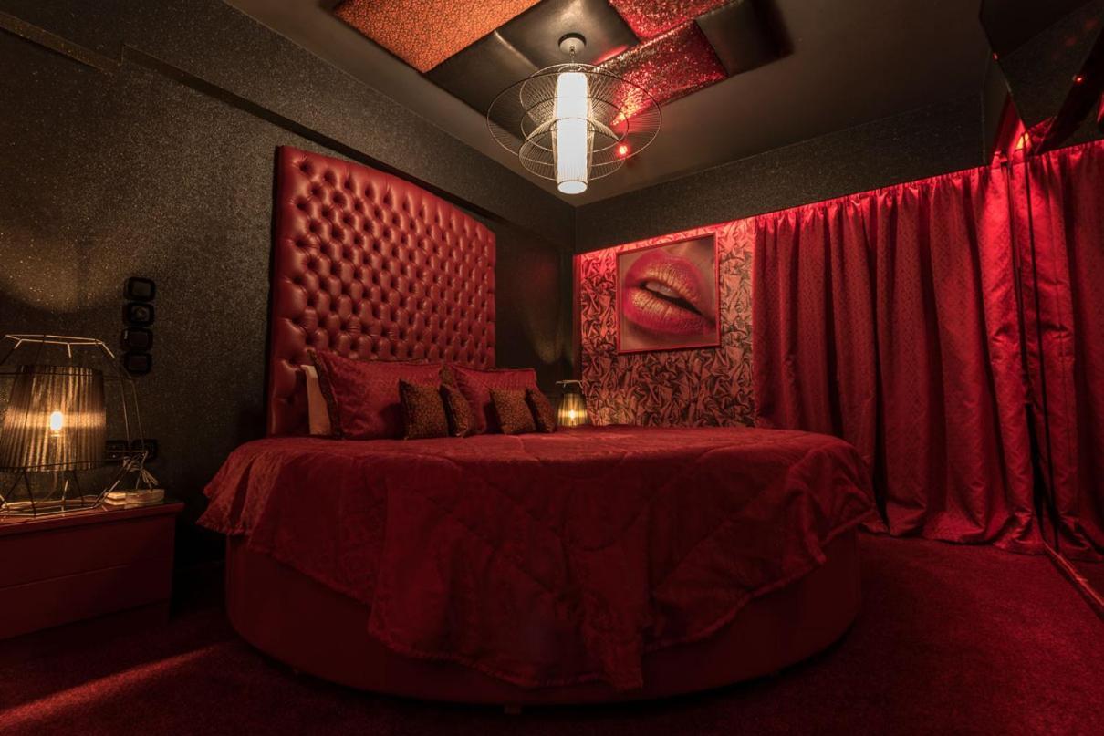 The Crystal Blue Hotel أثينا المظهر الخارجي الصورة